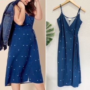 Universal Thread wrap dress in blue